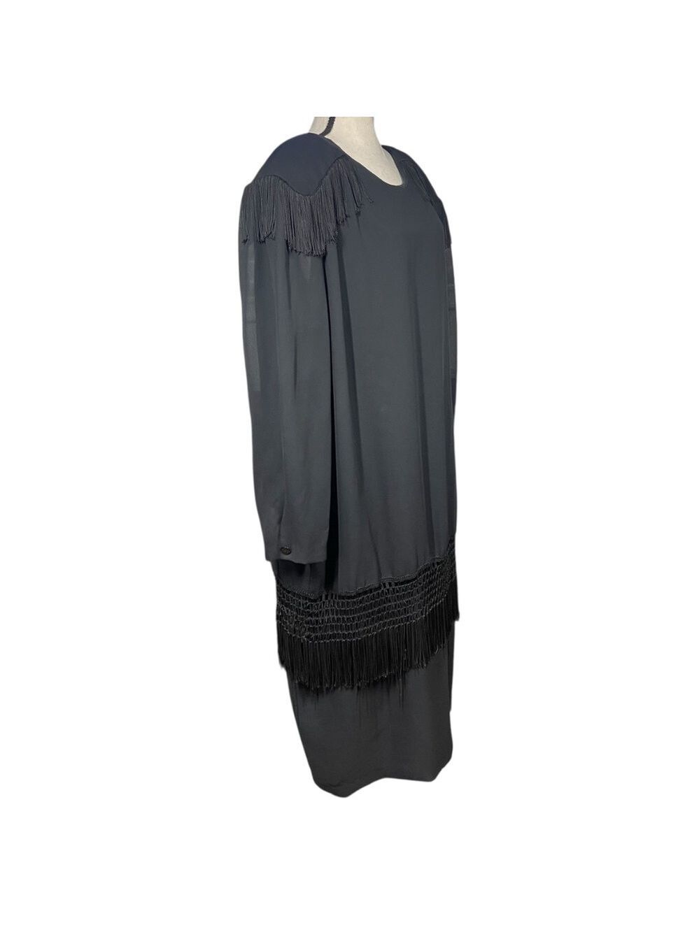 Mandaly Vintage Fringe Dress - Picture 2 of 5